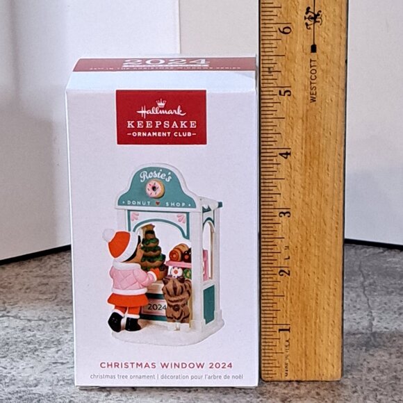 2024 Hallmark KOC Members only Christmas Window, donut shop - Picture 8 of 8